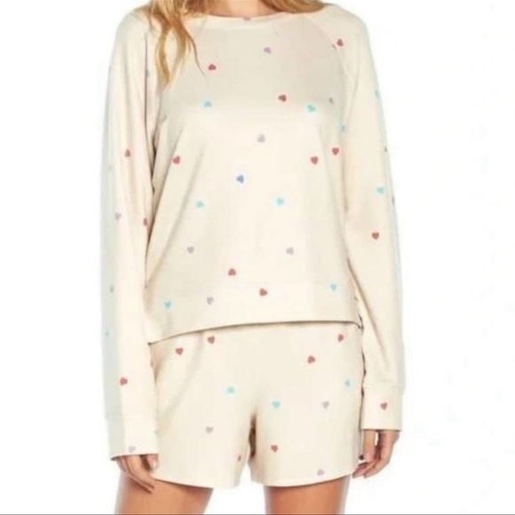 Wildfox Other - WILDFOX Hearts Pajama Set